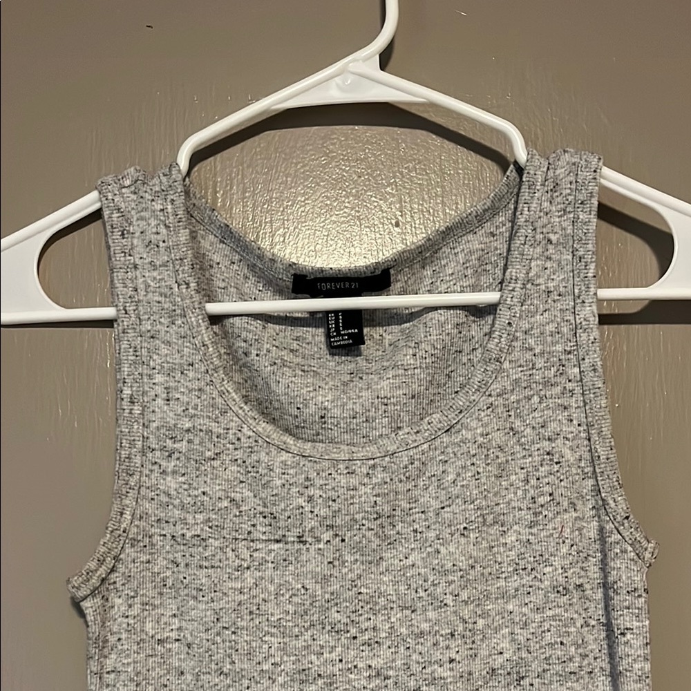 Forever 21 Gray Ribbed Sleeveless Tank Top